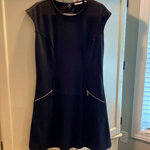 New York and Company Fit and Flare Dress with Zipper Detail Pockets Size Large